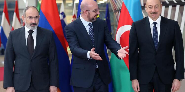 Paşinyan: Azerbaycan topyekün savaş istiyor