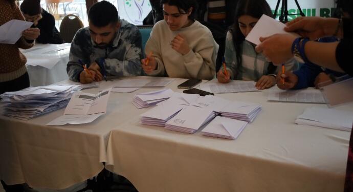 DEM Parti’nin Dêrsim kadın adayı Birsen Orhan oldu