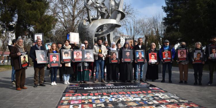 Kayıp Yakınları Mübariz ve Aydınlar’ın akıbetini sordu