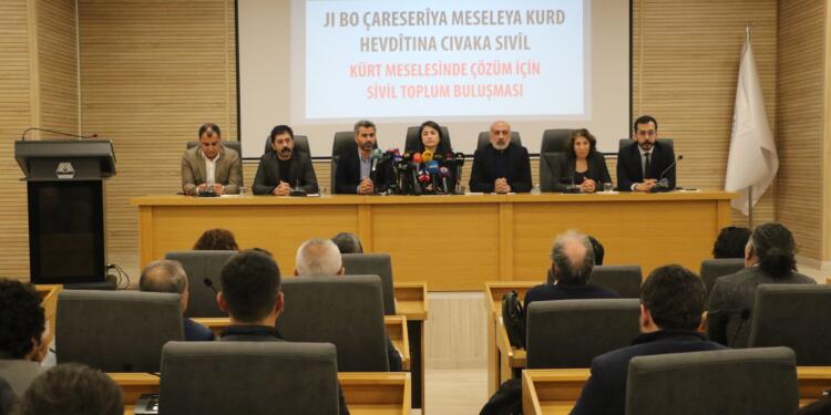 ‘Yeniden çözümü konuşmalıyız’ bildirgesinin imzacıları: Elimizi taşın altına koymalıyız