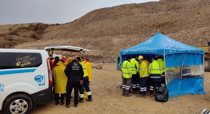 Hatimoğulları alınmamıştı: Beşir Derneği facianın yaşandığı alana çadır kurdu