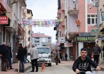 Dep halkı: Düzen değişmeli, pusulam DEM Parti