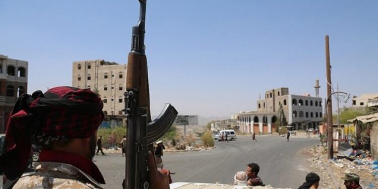 Husiler Kızıldeniz’de 34 gemiyi hedef aldı