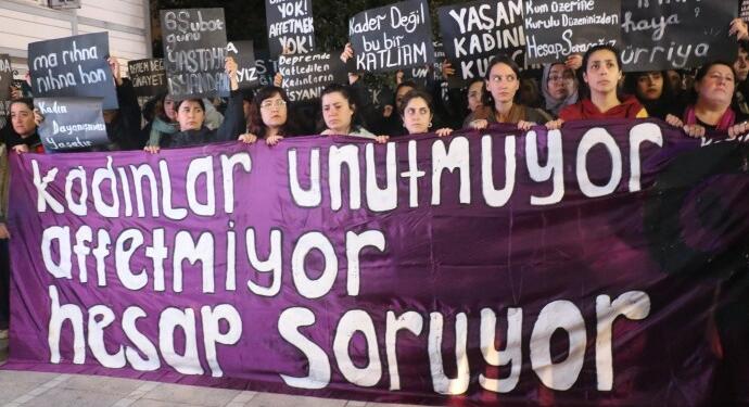 Alanlardan seslendiler: Kadınlar unutmuyor affetmiyor hesap soruyor