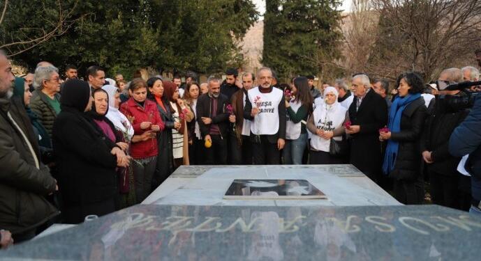 Özgürlük Yürüyüşçüleri Apê Musa’nın mezarını ziyaret etti