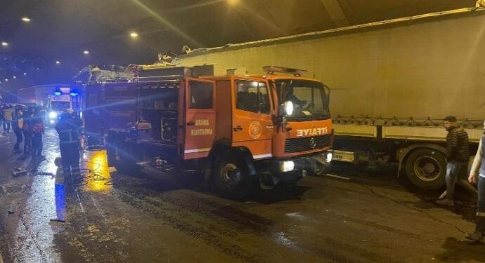 Osmaniye’de otobüs tıra çarptı: 1 ölü, 6 yaralı