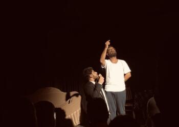 Kürtçe oyun ‘Qral û Travis’e engel: ‘Baskı ve sansür yok’ diyeceksiniz değil mi?