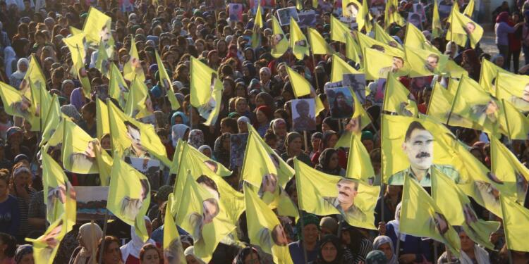 Salih Müslim: Komplo ile Kürtleri terbiye etmek isteyenler Rojava devrimi ile terbiye oldu