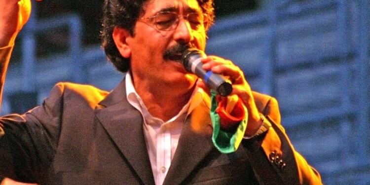 Xelîl Xemgîn’den, şarkısını seçim çalışmalarında kullanan AKP’ye tepki