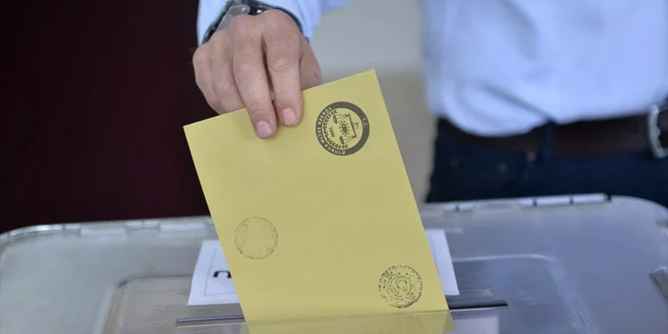 Oy verme işlemi başladı