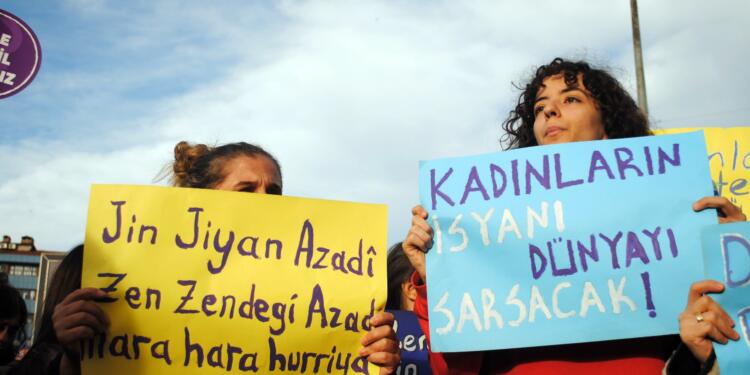 Valiliğin ‘8 Mart’ korkusu: Metro istasyonu kapatıldı