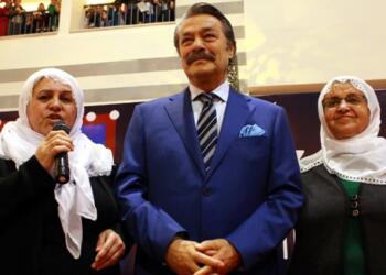 Oyuncu Kadir İnanır hastaneye kaldırıldı