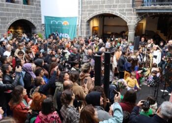 Çocuklara Newroz hediyesi: Çand MA açılışını gerçekleştirdi