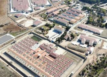 Kantinden battaniye ve minder almak ‘amaç dışı’ kullanımmış!