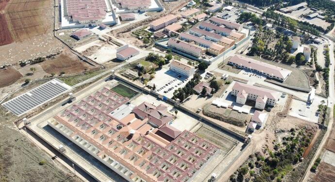 Kantinden battaniye ve minder almak ‘amaç dışı’ kullanımmış!