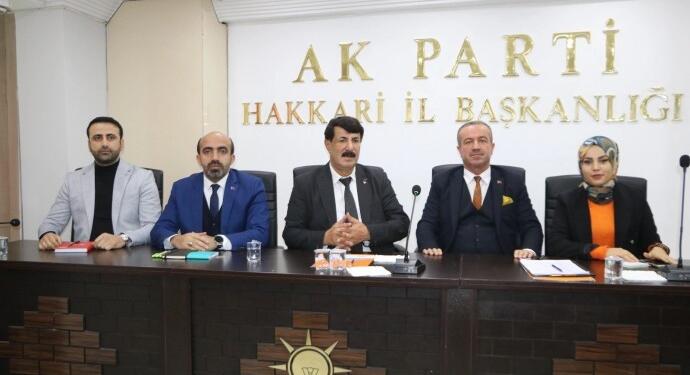 Rüşvetle oy toplayan AKP’li adaya tepki