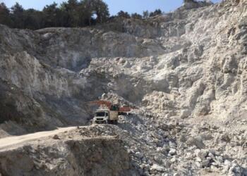 Bakanlıktan AKP’li belediyeye taş ocağı kıyağı