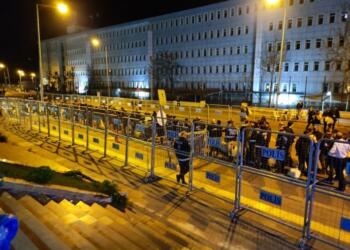 Amed’de oy torbaları adliyeye getirilmeye devam ediyor