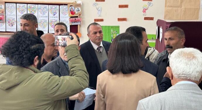 ‘Yardımcı olacağım’ dedi; mührü AKP’ye bastı!