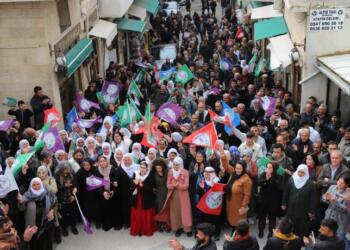 Hatimoğulları Mêrdîn’de: Firavunlar gidecek, demokrasi gelecek
