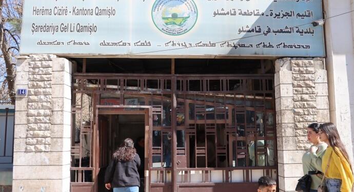 Kuzey ve Doğu Suriye’deki yerel yönetim tüm dünyaya örnek oluşturuyor