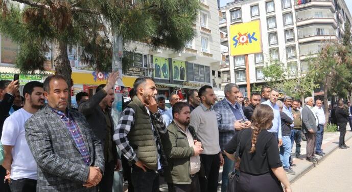 Sancar ve Öcalan halkı Xelfetî Adliyesi önüne çağırdı