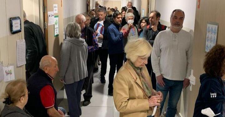 İstanbul’da seçime yoğun ilgi