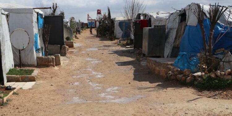 UNICEF Efrîn’de kampların suyunu kesti