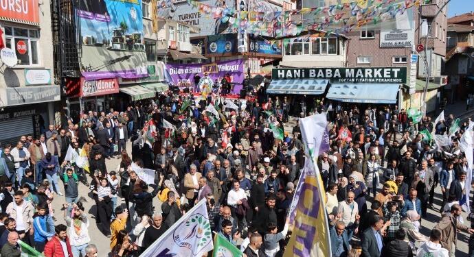 Dilovası’nda halk buluşması: Halkımız hırsızlık yapmayacağımızı iyi bilir