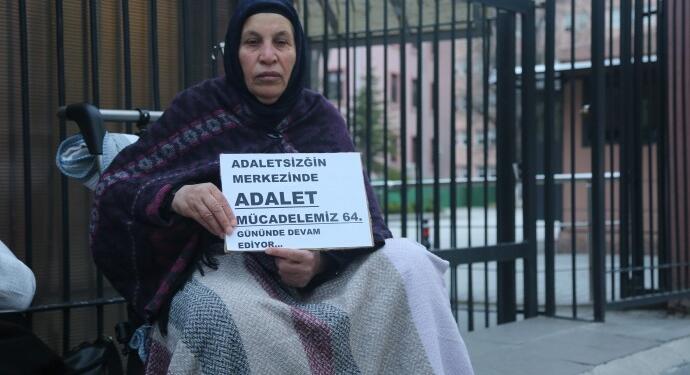 Emine Şenyaşar’ın Adalet Bakanlığı önündeki nöbeti 64’üncü gününde sürdü