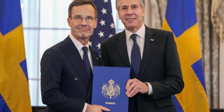 İsveç resmen NATO’nun 32’nci üyesi oldu