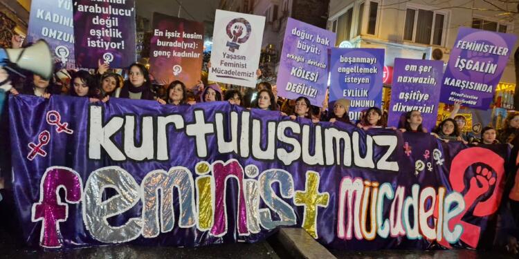 22’nci Feminist Gece Yürüyüşü sona erdi: Bize eşitlik, özgürlük yoksa onlara da huzur yok