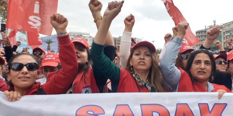 Adana Büyükşehir Belediyesi ulaşım işçilerinden grev kararı