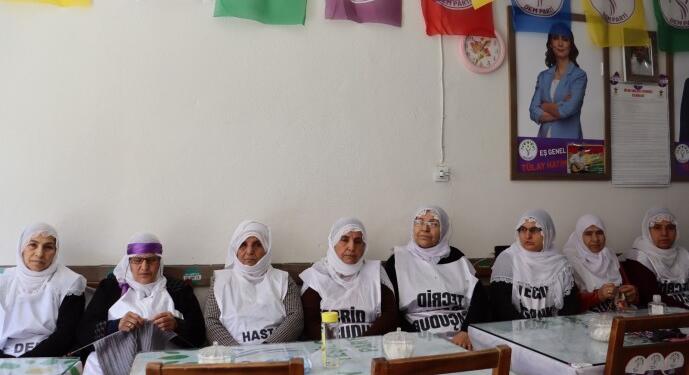 Adalet Nöbetleri: Siyasi tutsaklar serbest bırakılsın