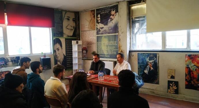 Ercüment Akdeniz kitabı için imza günü düzenlendi