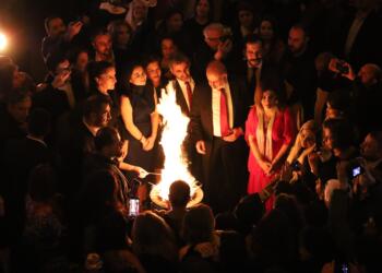 Amed’de Newroz resepsiyonu: Toplumdan yükselen sese kulak verin