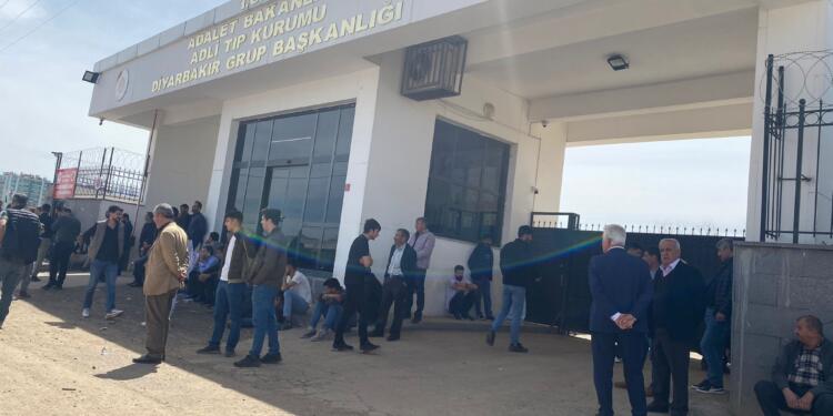 Amed’de DEM Partili sandık görevlisi Çelik öldürüldü