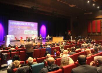 Cumhuriyetin Yüzüncü Yılında Aleviler: Alevi sorunu politiktir