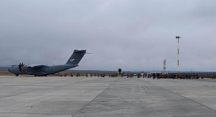 Îdir’a taşımalı seçmen: Asker ve polisler kargo uçaklarla kente getirildi