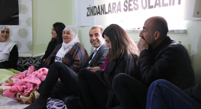 Adalet Nöbetleri: Annelerin verdiği mücadele toplumdaki sessizliği kırdı