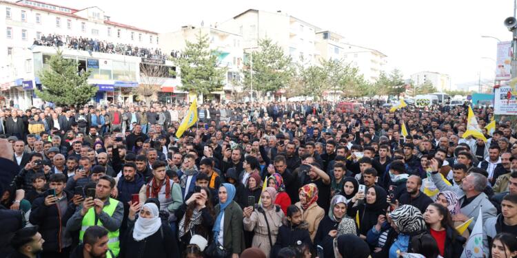 Xelat ve Norşin’de coşkulu mitingler