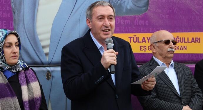 Bakırhan’dan AKP’ye: İstanbul’da ‘Barış Konferansı’, Xîzan’da operasyon yapıyor