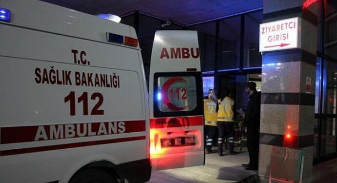 Deprem sırasında 2. kattan atlayan bir kişi hayatını kaybetti