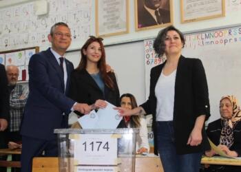 Oyunu kullanan Özgür Özel: YSK’yı takip ediyoruz