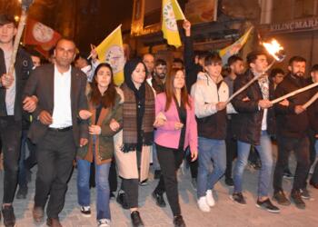 Şemrex’te DEM Parti’ye destek yürüyüşü