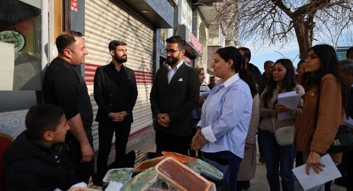 DEM Parti ilçe ve köylerde gidilmedik adres bırakmıyor