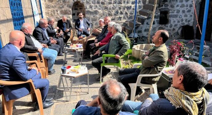 DEM Partili adayların kent kent çalışmaları sürdü