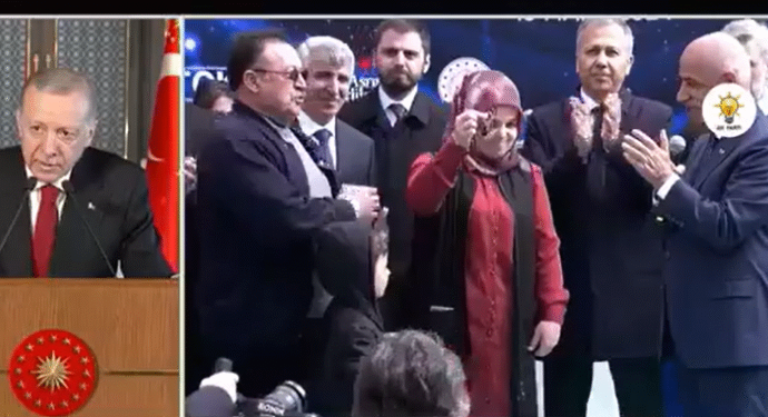 Erdoğan, ‘Dairenizi gördünüz mü?’ diye sordu, ‘görmedik’ diyen depremzede düzeltildi