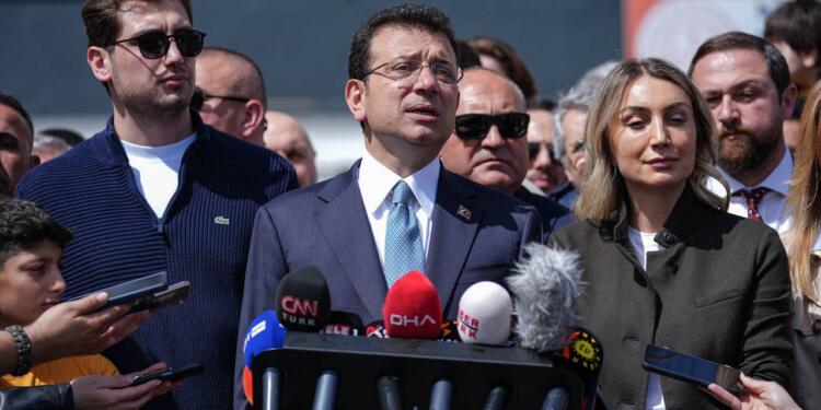 İmamoğlu: Rehavete kapılmadan oylarımıza sahip çıkacağız