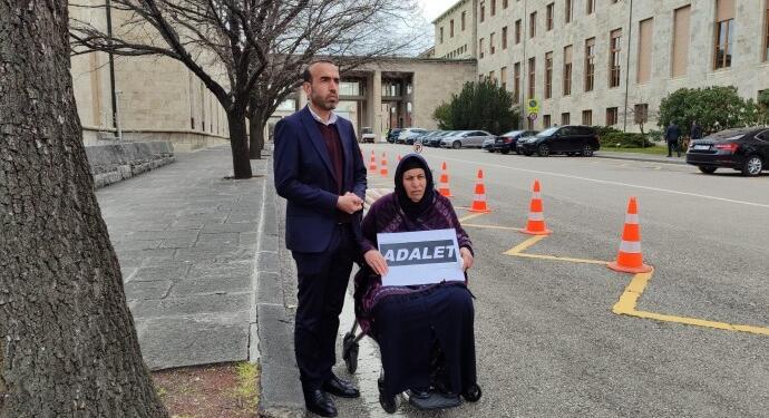 Şenyaşarlar Adalet Bakanlığı’nın önünde eylemini sürdürdü